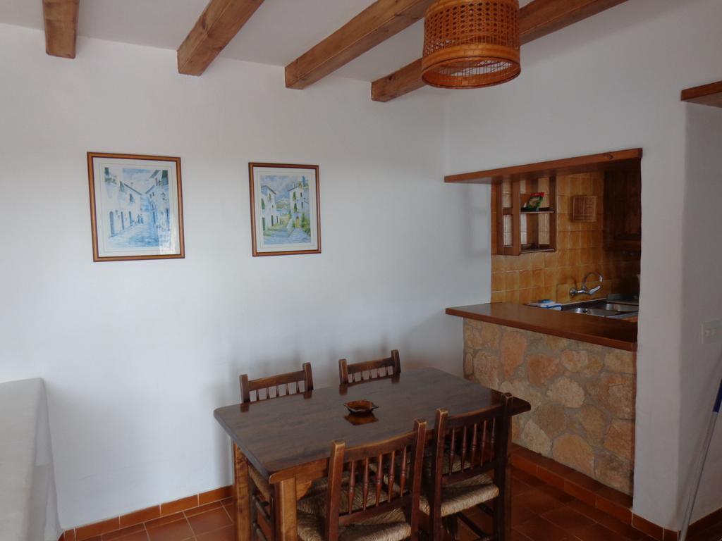 Pinares Benet Apartment