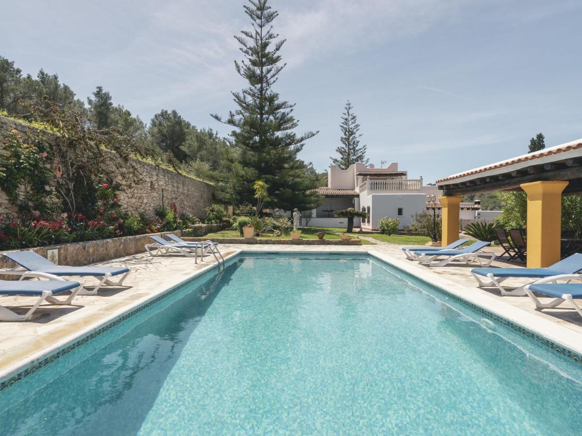 Mansion In With Private Pool Holiday home