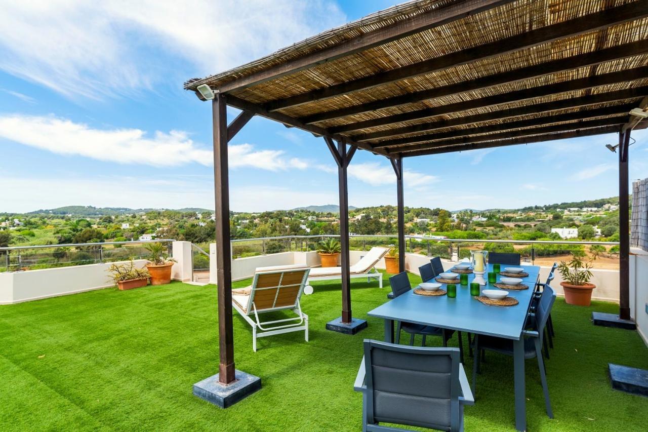 Atico Duplex En Santa Eulalia Junto A La Playa Apartment