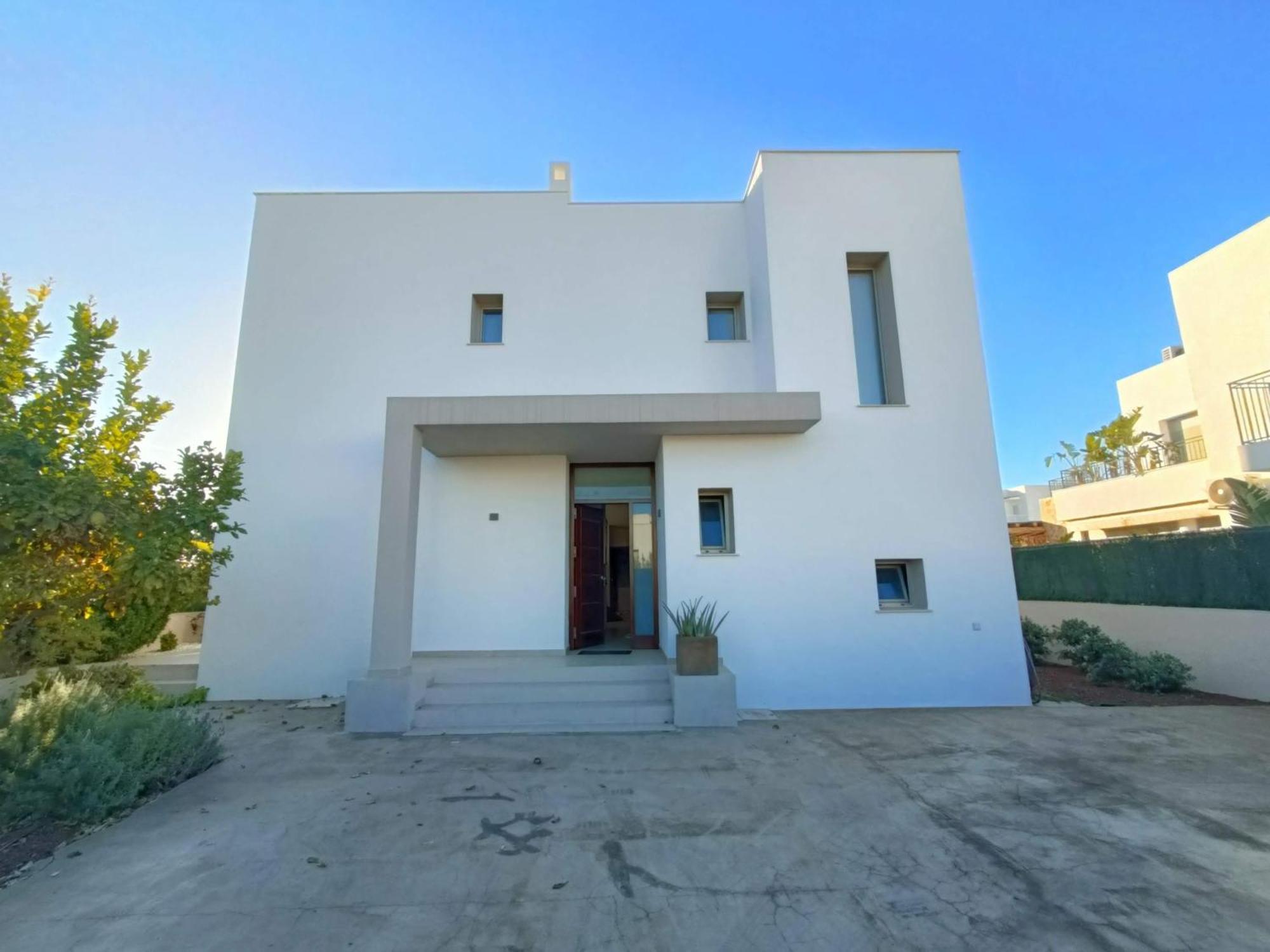 Moderna Casa Con Piscina Privada Holiday home *