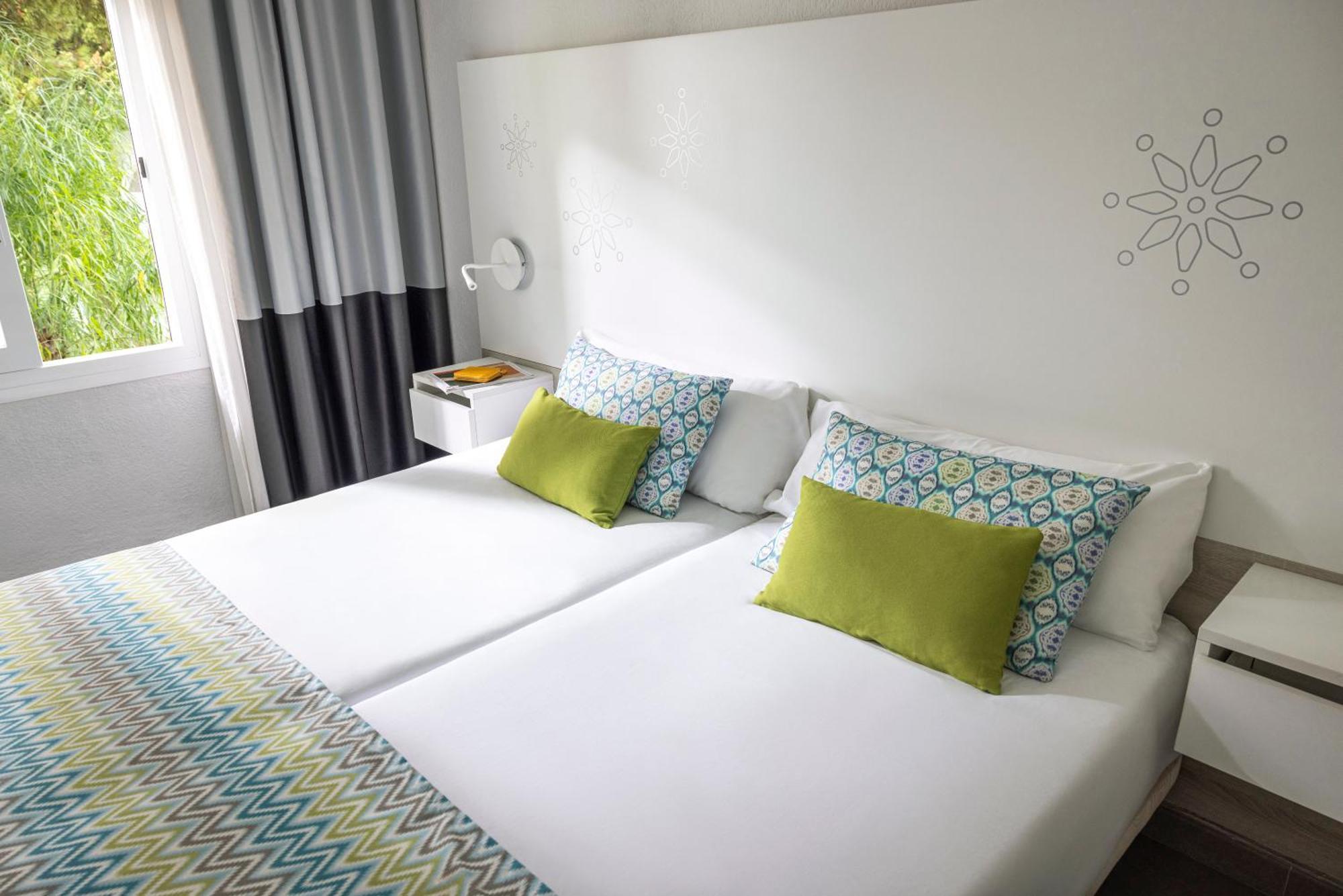 Hotel Tui Magic Life Cala Pada