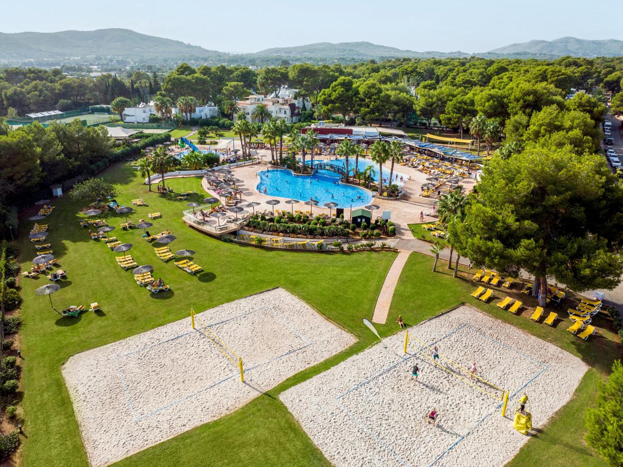 Tui Magic Life Cala Pada 4*
