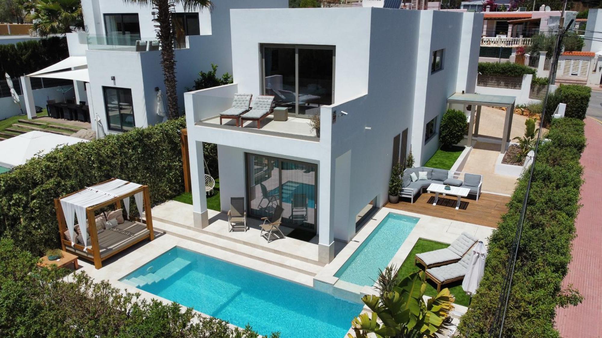 Perfect Family House Close To The *