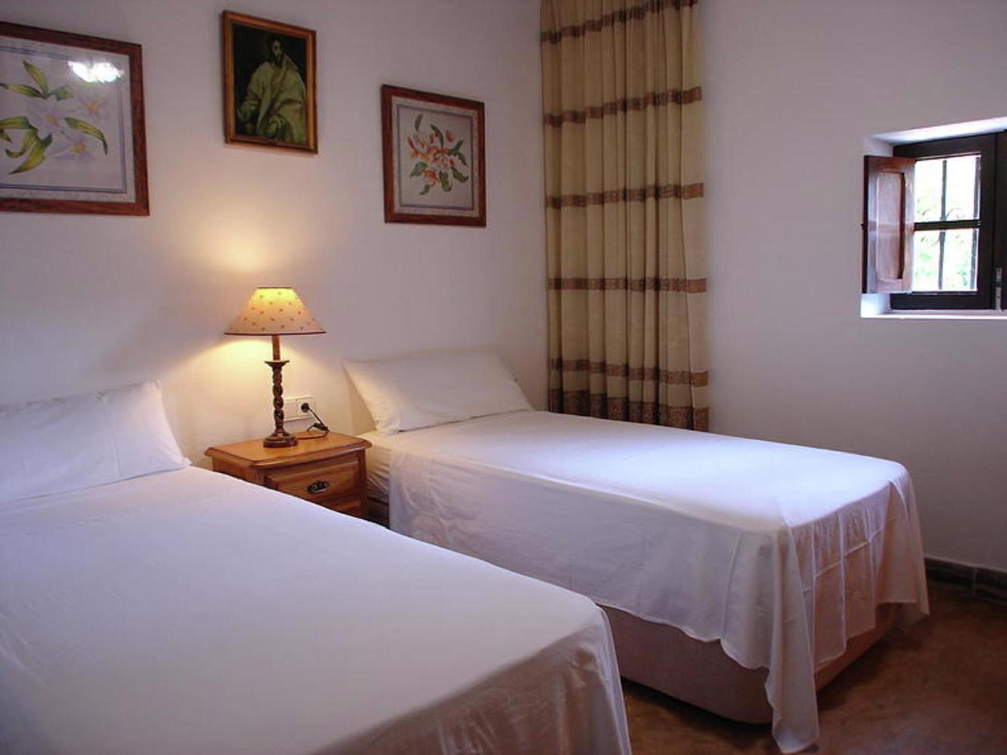 Mansion In With Private Pool Santa Eularia des Riu