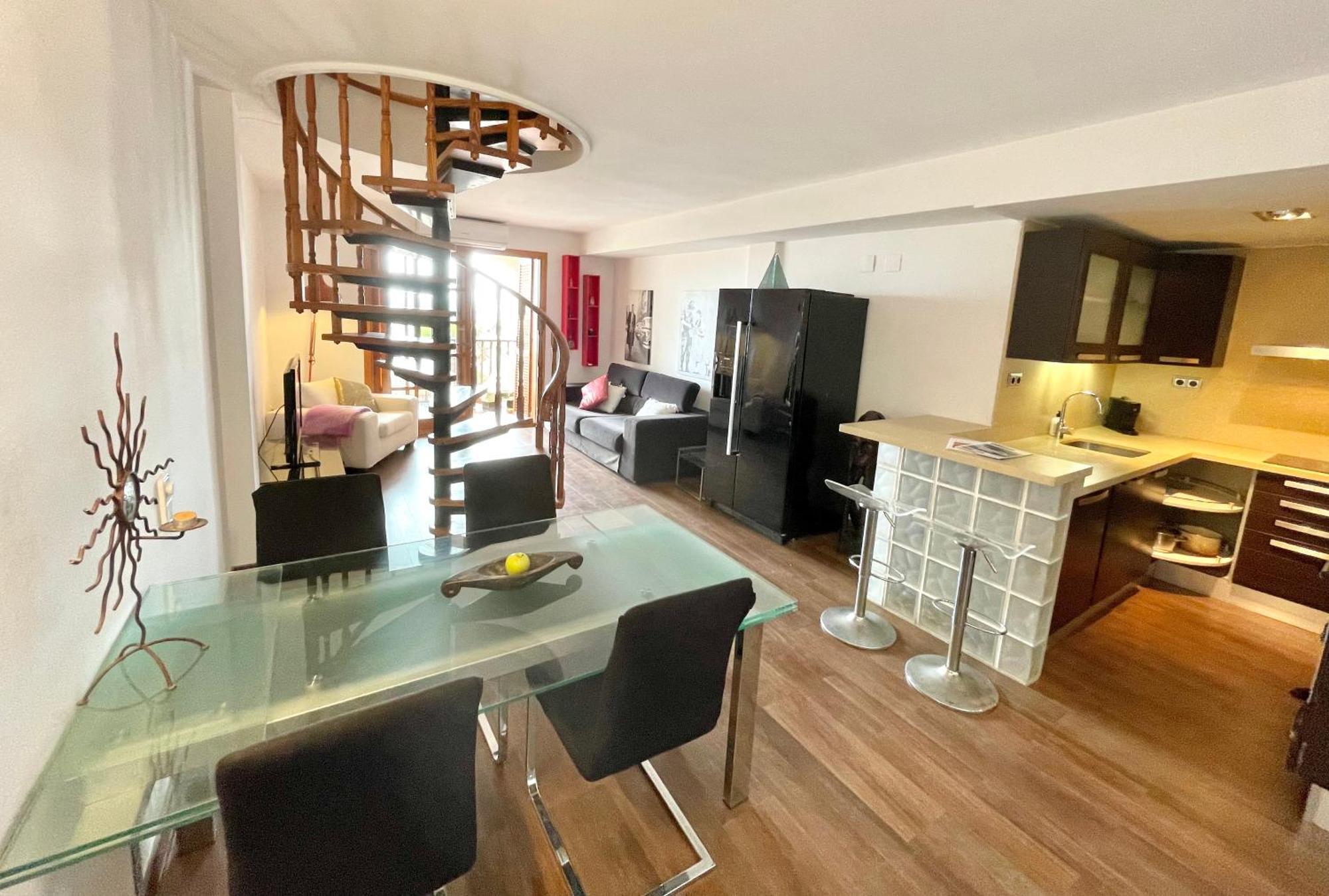 Guest house Lovely Ensuite Double In Shared In The Centre Of Santa Eularia - Close To The Beach, Shops, Bars And Restaurants Santa Eularia des Riu