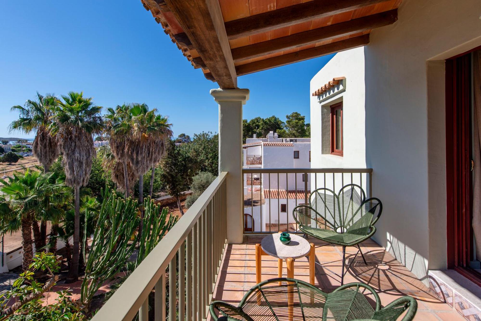 Hotel ácora Ibiza 3*