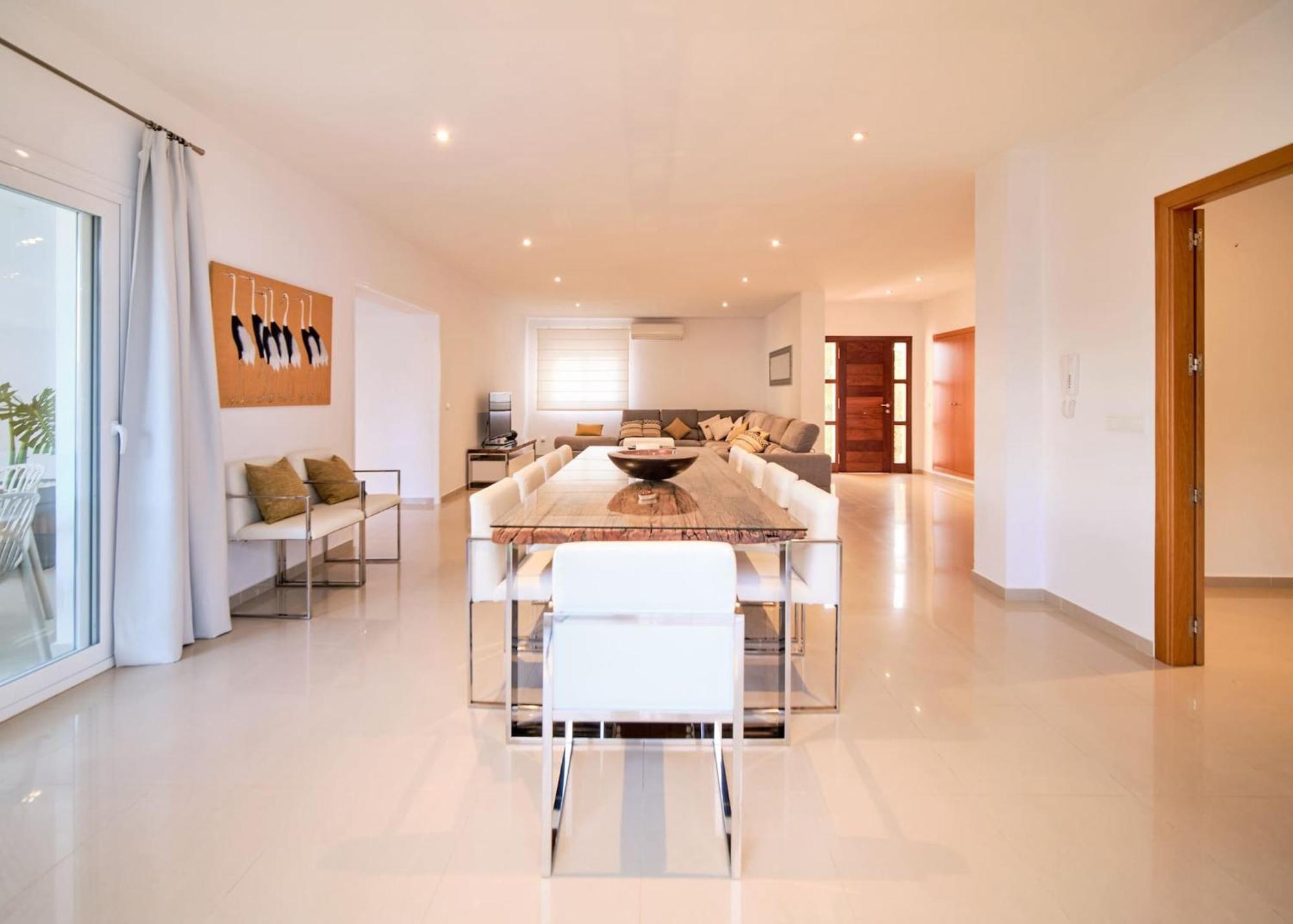 Romeo 2km From Ibiza Town And 1km From Talamanca Villa *