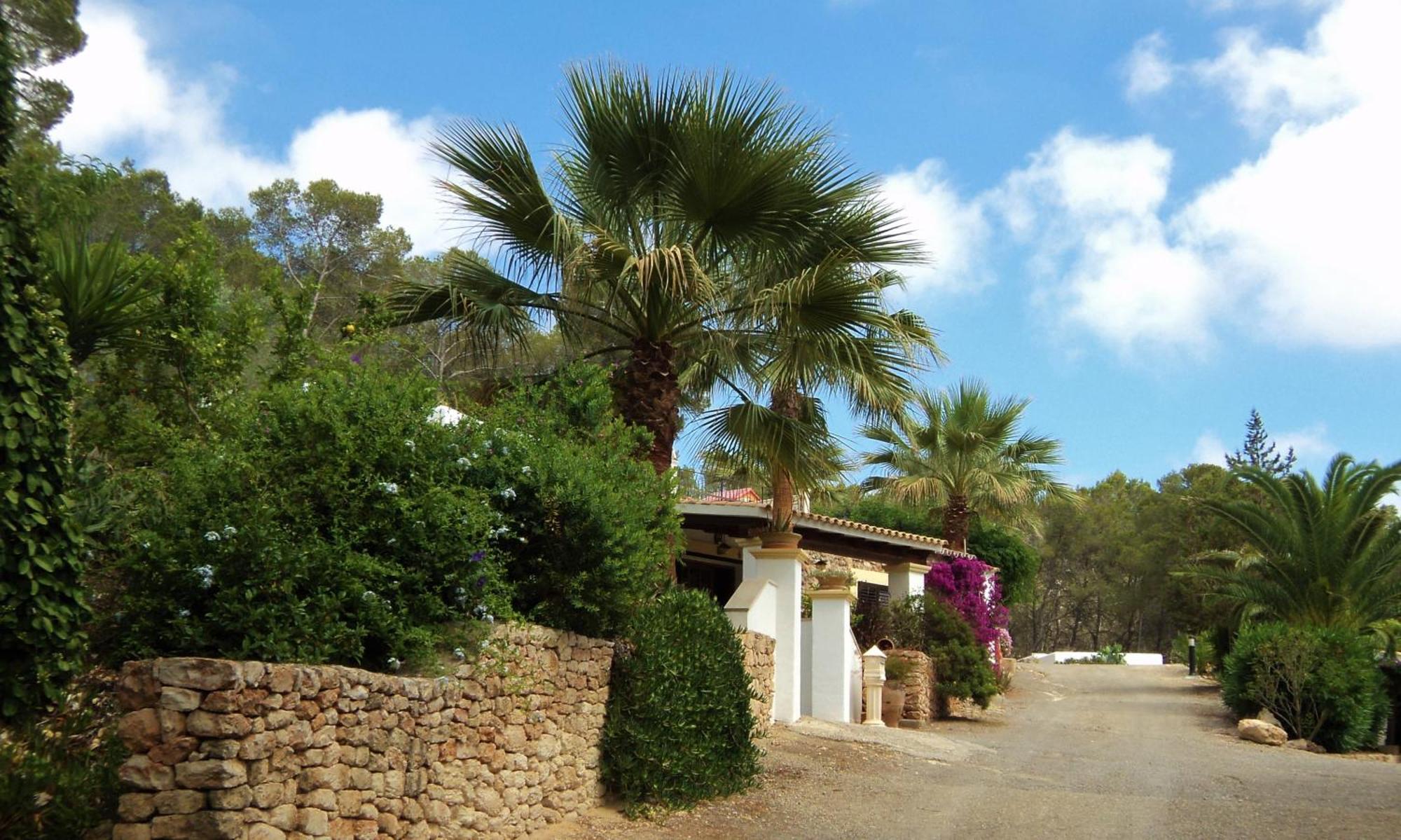 Pinosol Farm stay *