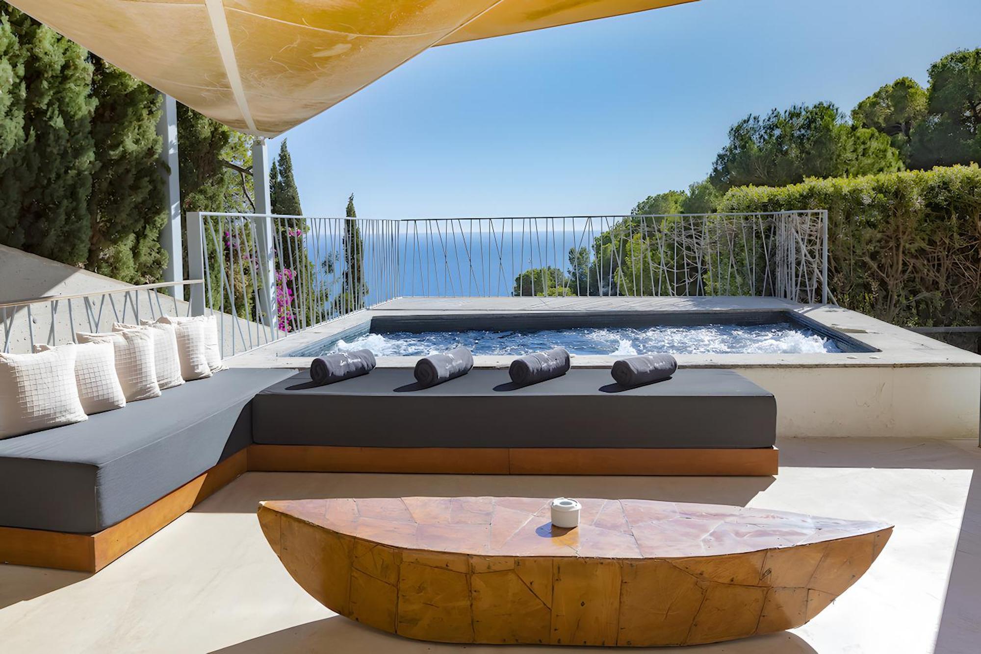 Nirvana Villa