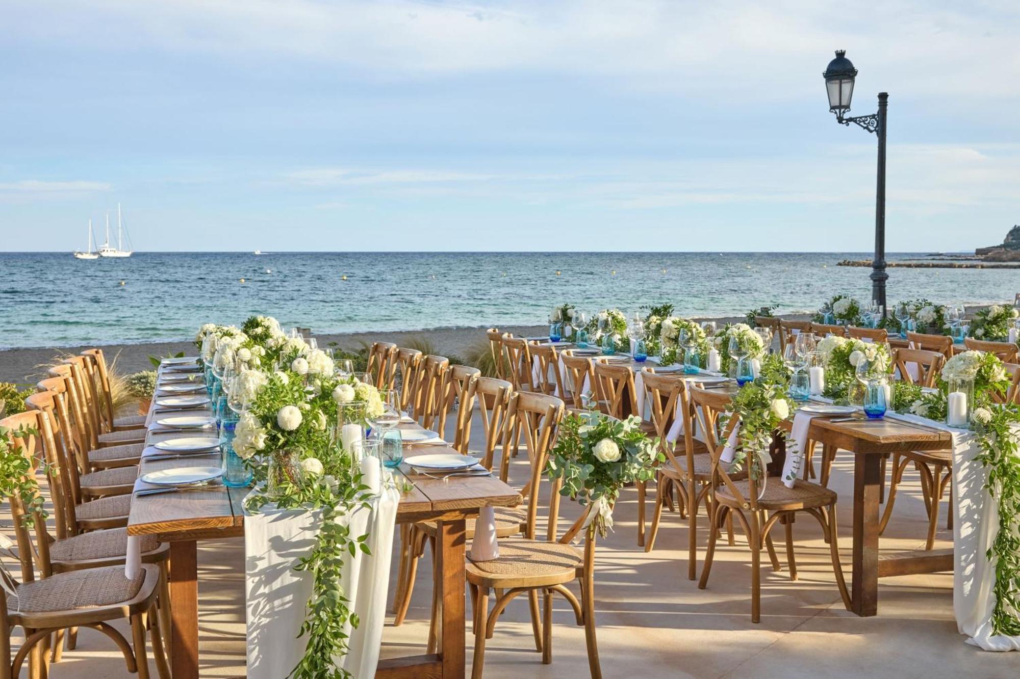 W Ibiza Hotel Santa Eularia des Riu