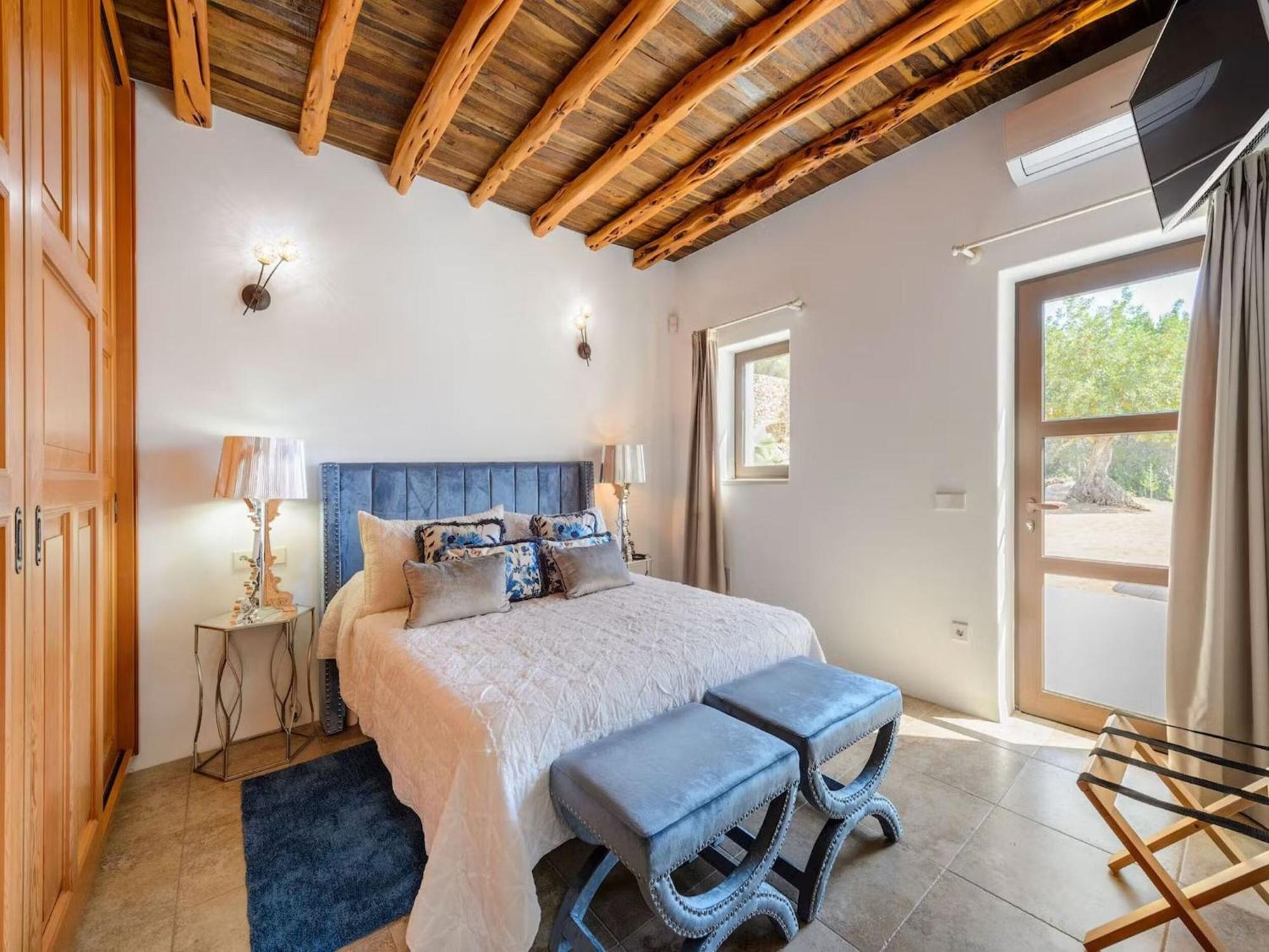 Villa With Children Play Area