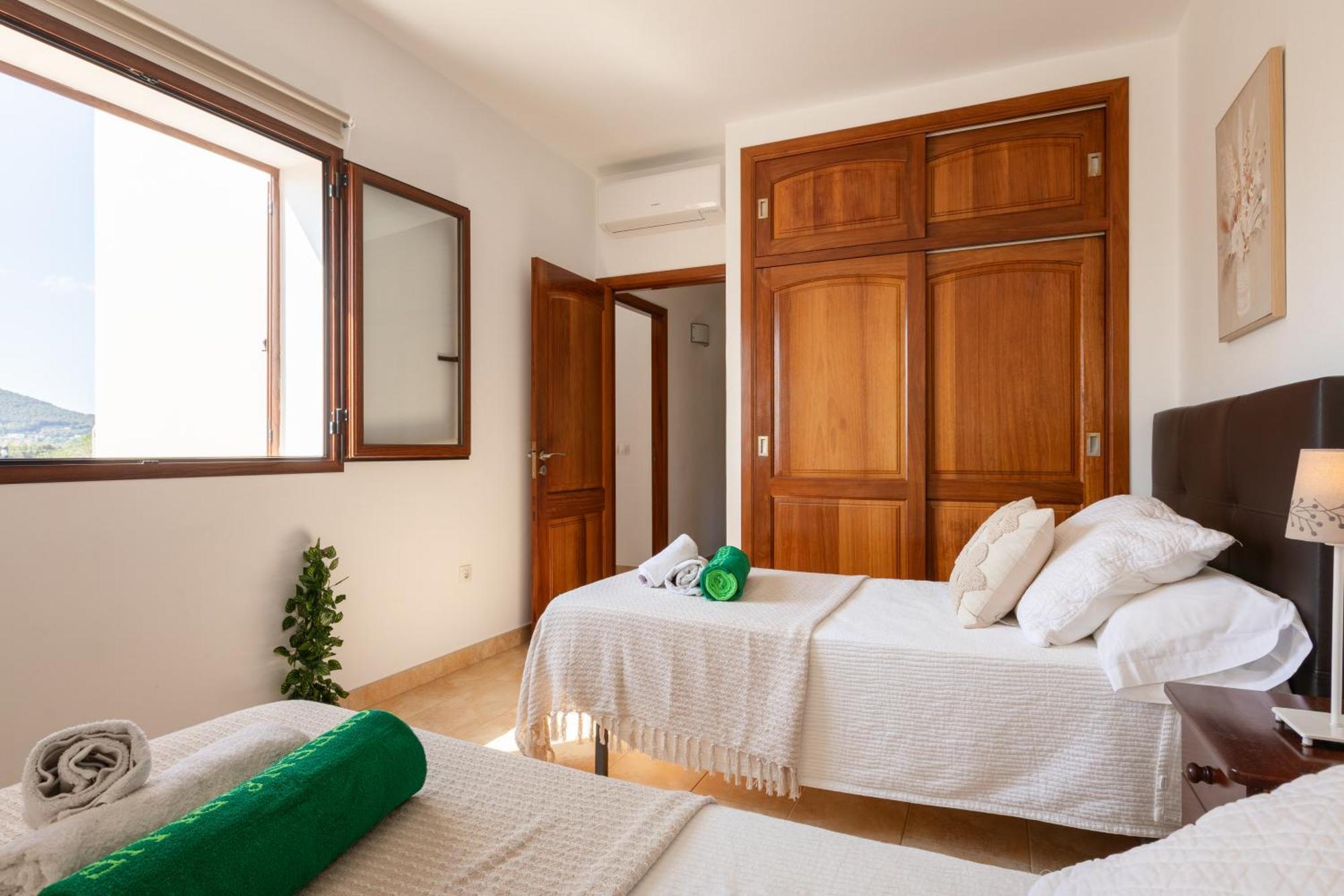 Toni - Aguas Blancas Villa Santa Eularia des Riu
