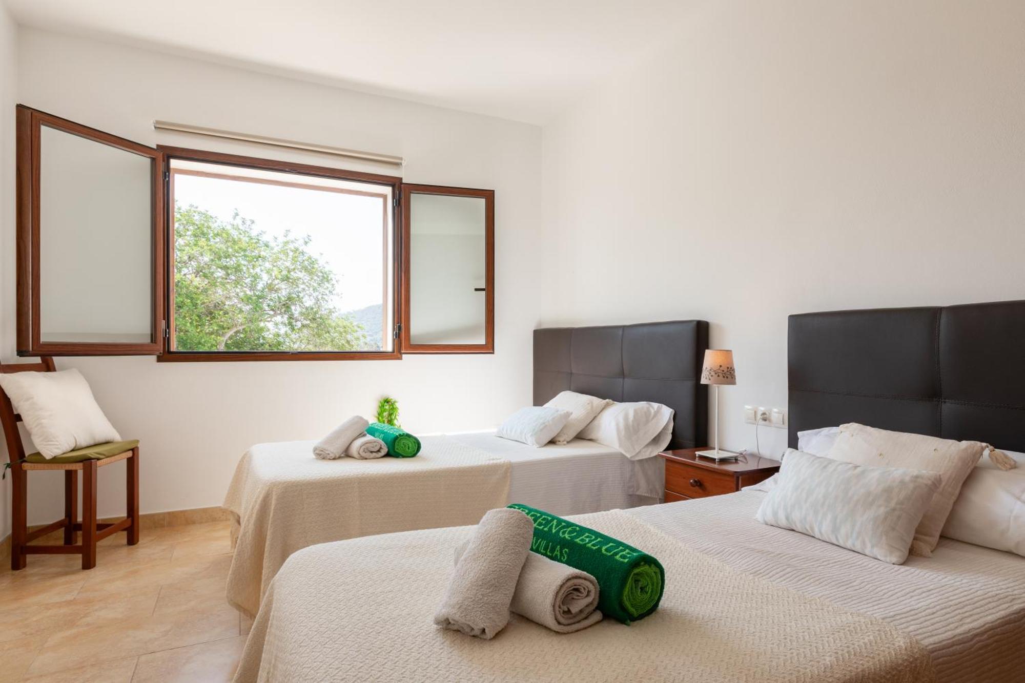 Toni - Aguas Blancas Villa Santa Eularia des Riu