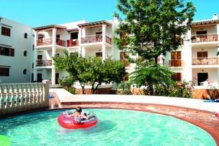Azuline Sanso Apartment