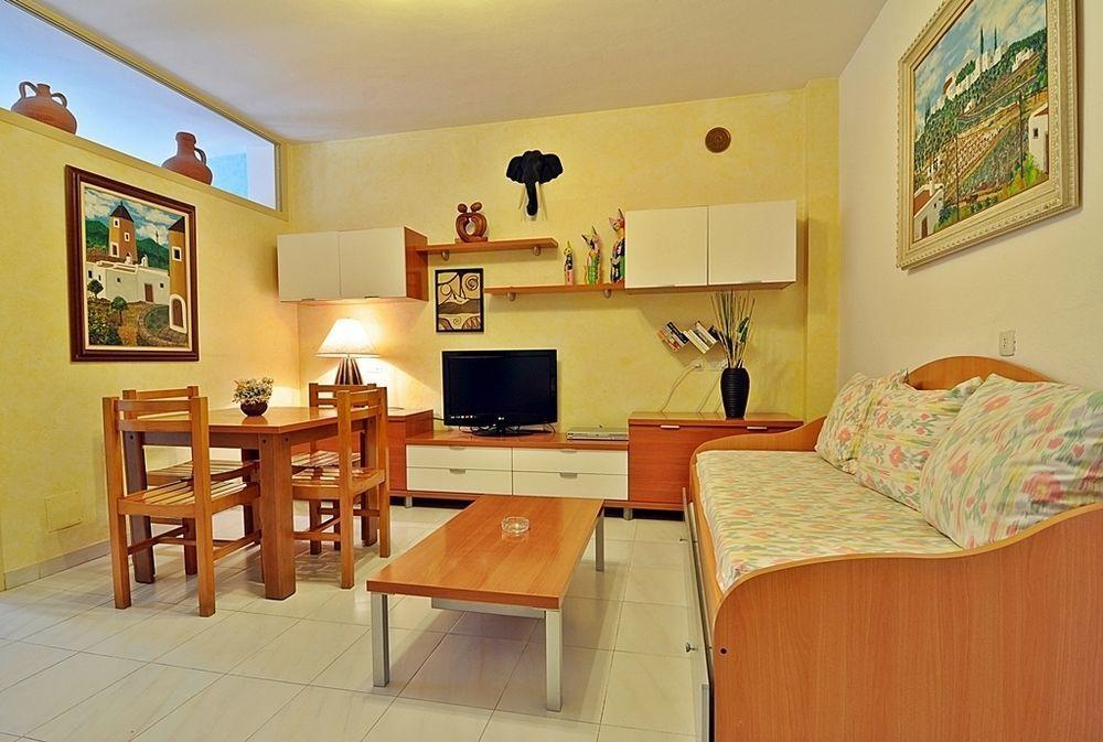 Cel Blau Apartment *