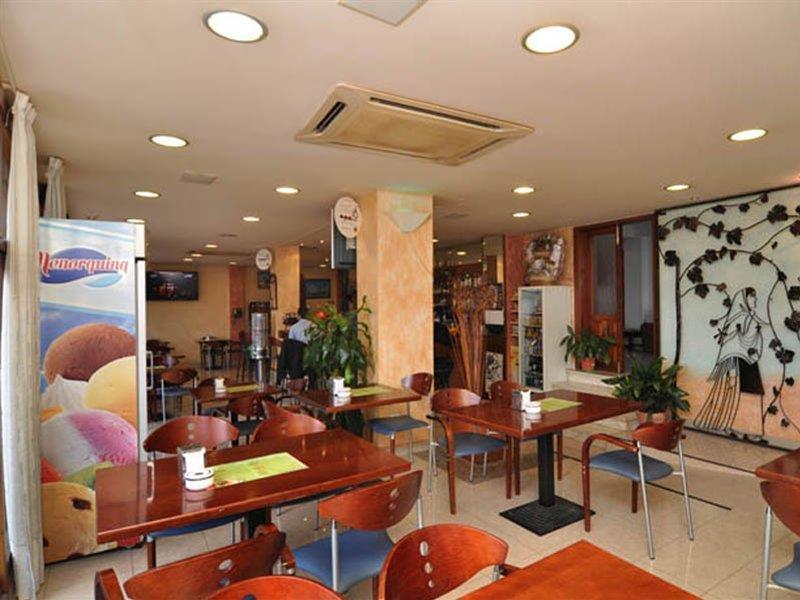 Y Santa Eulalia 2* Santa Eularia des Riu
