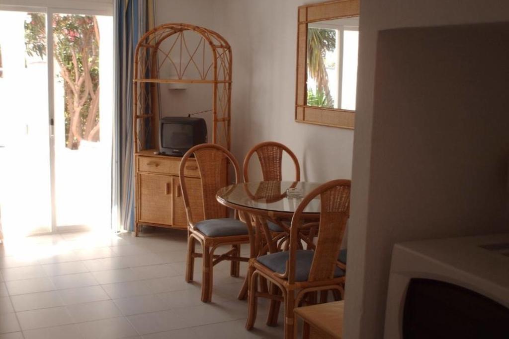 Apartamento Aldea Bonsai Santa Eulalia Ibiza Apartamento Santa Eulalia del Río