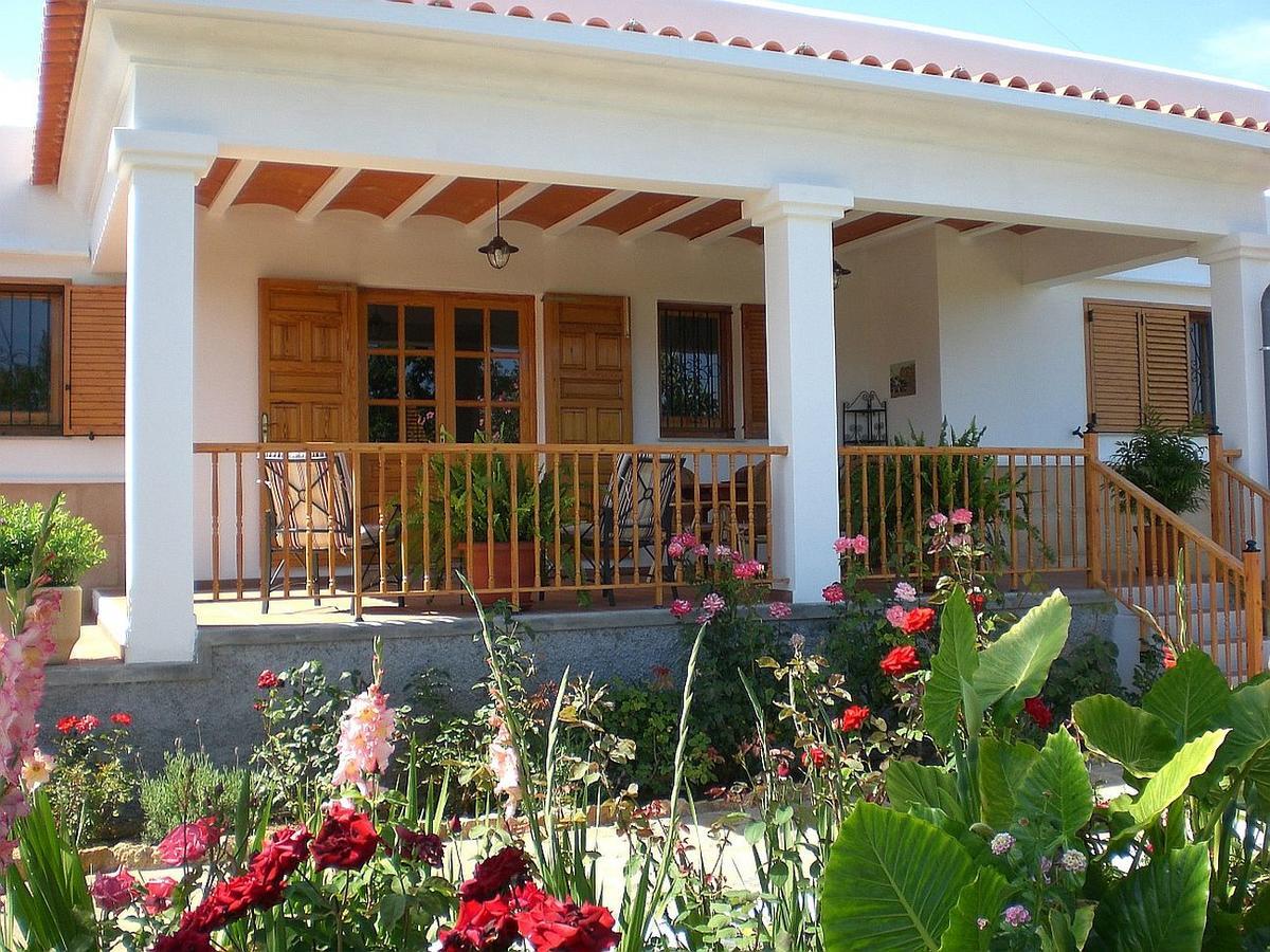 Holiday S'hort Des Baladres
