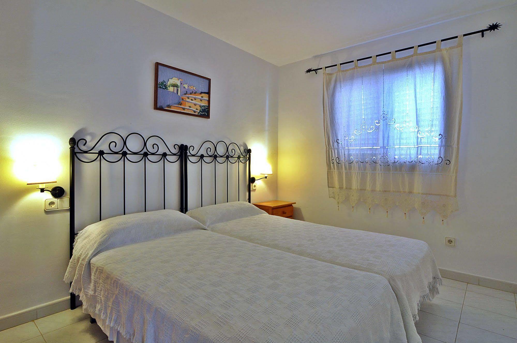 Cel Blau * Santa Eularia des Riu