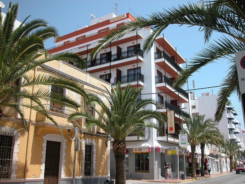 Ebusus Apartamento *