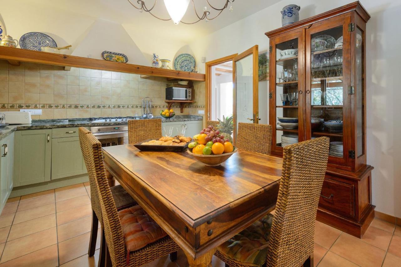 Carmen Morna Villa Santa Eularia des Riu