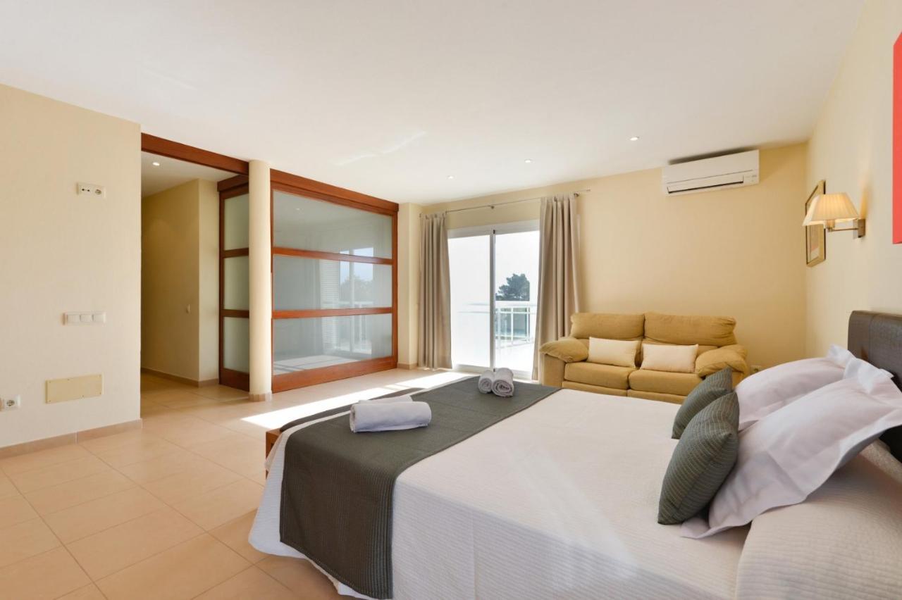 Guasch Villa *