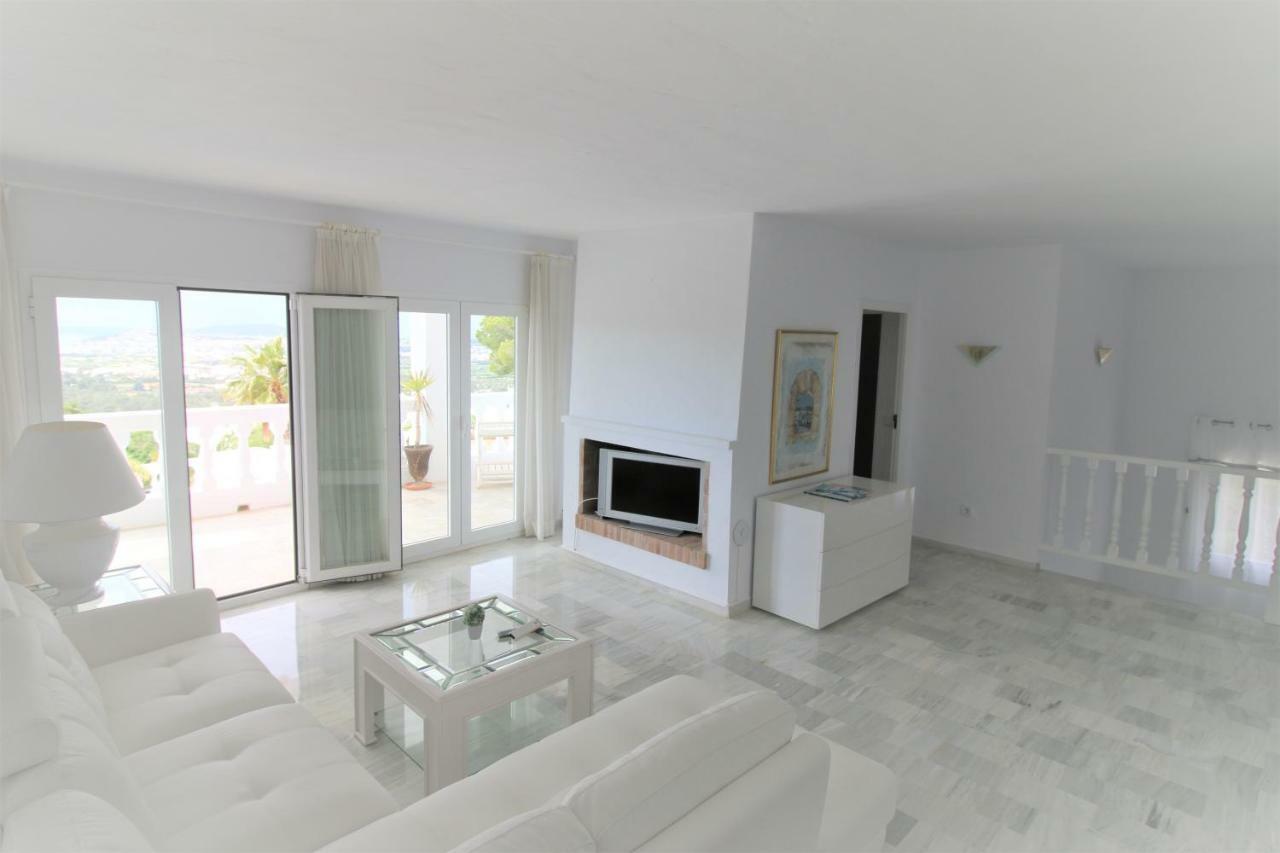 Villa Blanco *