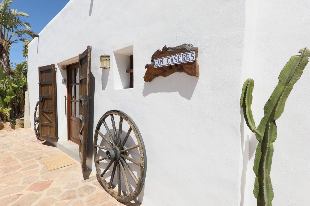 Caseres Villa *