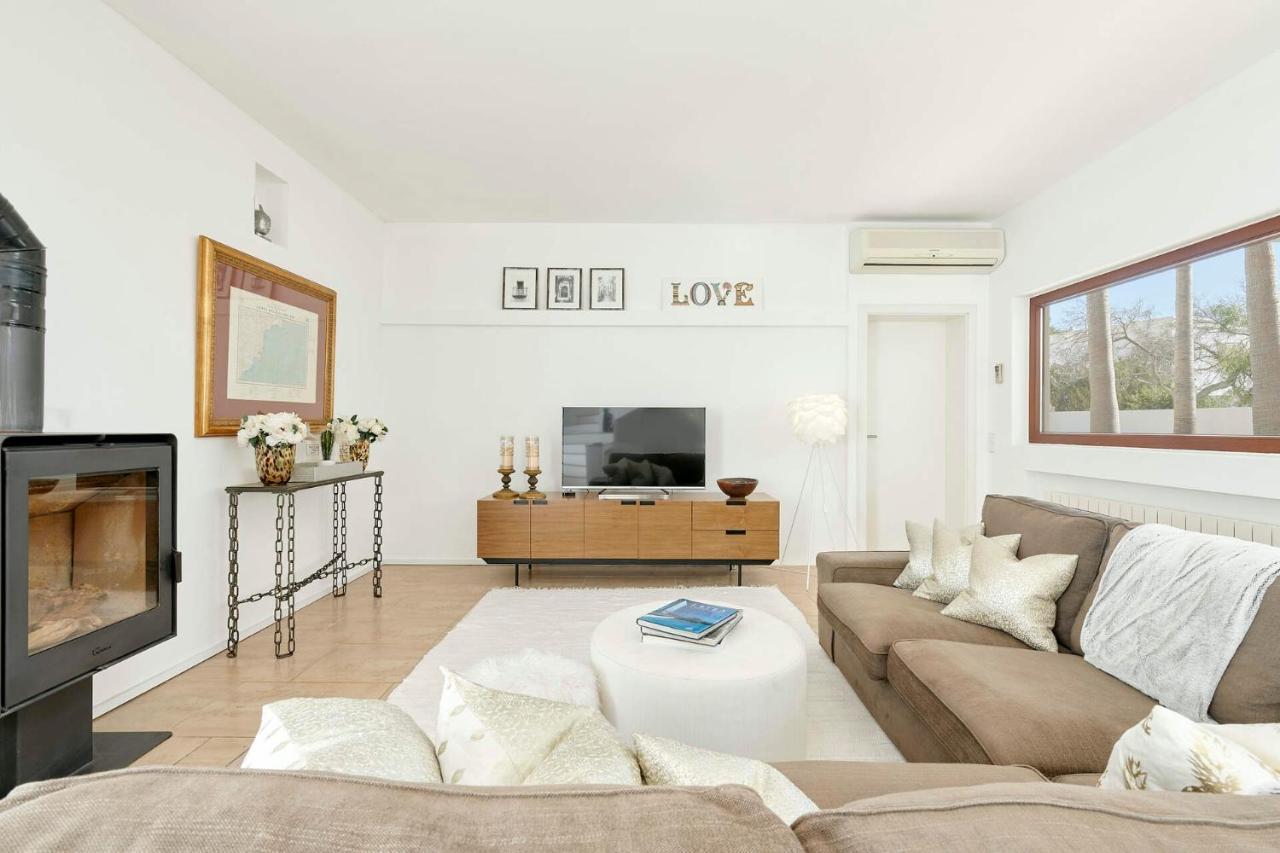 Rent This Luxury With Private Pool, Ibiza 1059 Villa Santa Eulalia del Río