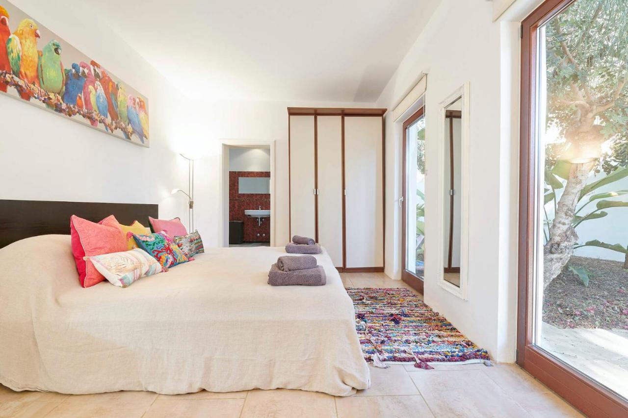 Villa Rent This Luxury With Private Pool, Ibiza 1059