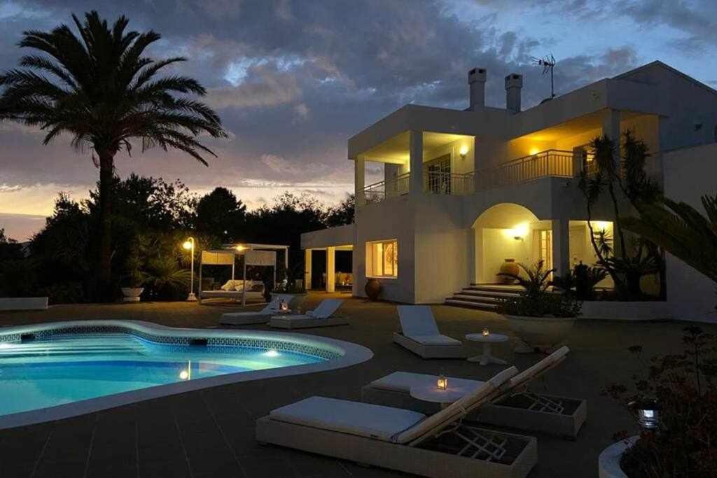 Gorgeous Near Ibiza Centre Villa *
