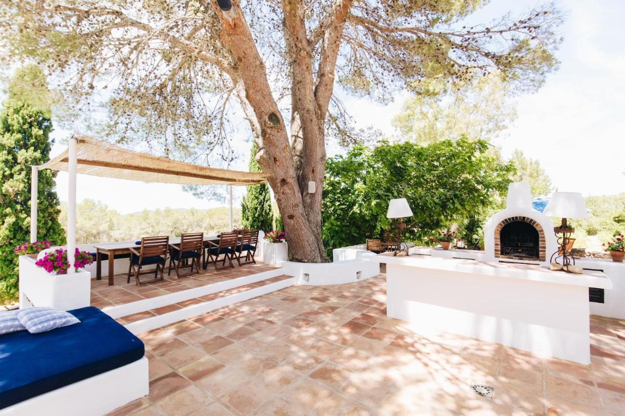 Villa Luxurious Ibiza Casa Pacifica 6 Bedrooms Large Outdoor Dining Area Bbq San Rafael Santa Eularia des Riu