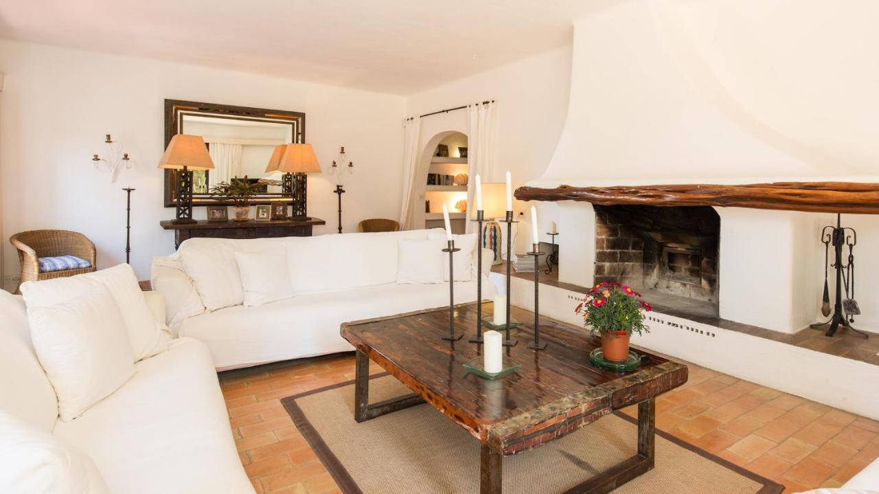 Luxurious Ibiza Casa Pacifica 6 Bedrooms Large Outdoor Dining Area Bbq San Rafael Villa Santa Eularia des Riu