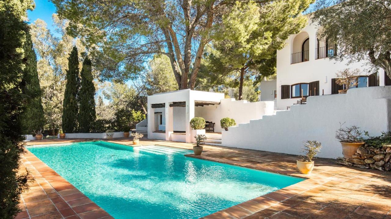 Luxurious Ibiza Casa Pacifica 6 Bedrooms Large Outdoor Dining Area Bbq San Rafael Santa Eularia des Riu