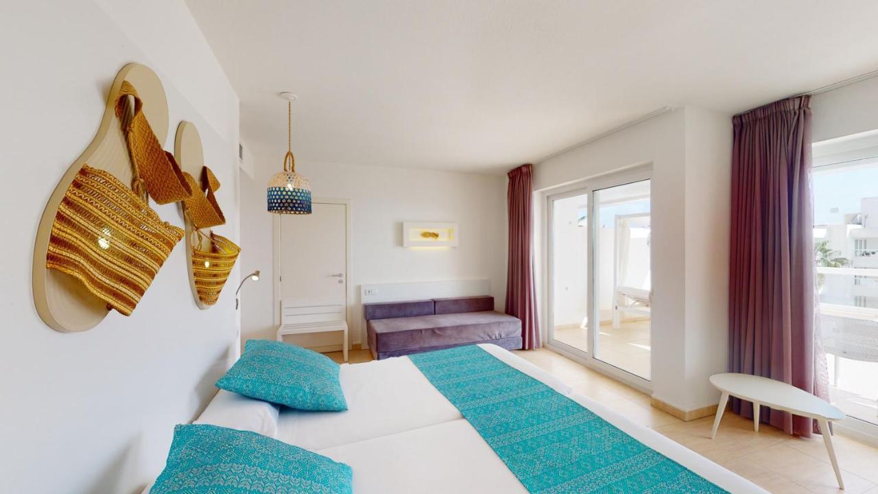 Tropic Garden Aparthotel Santa Eularia des Riu