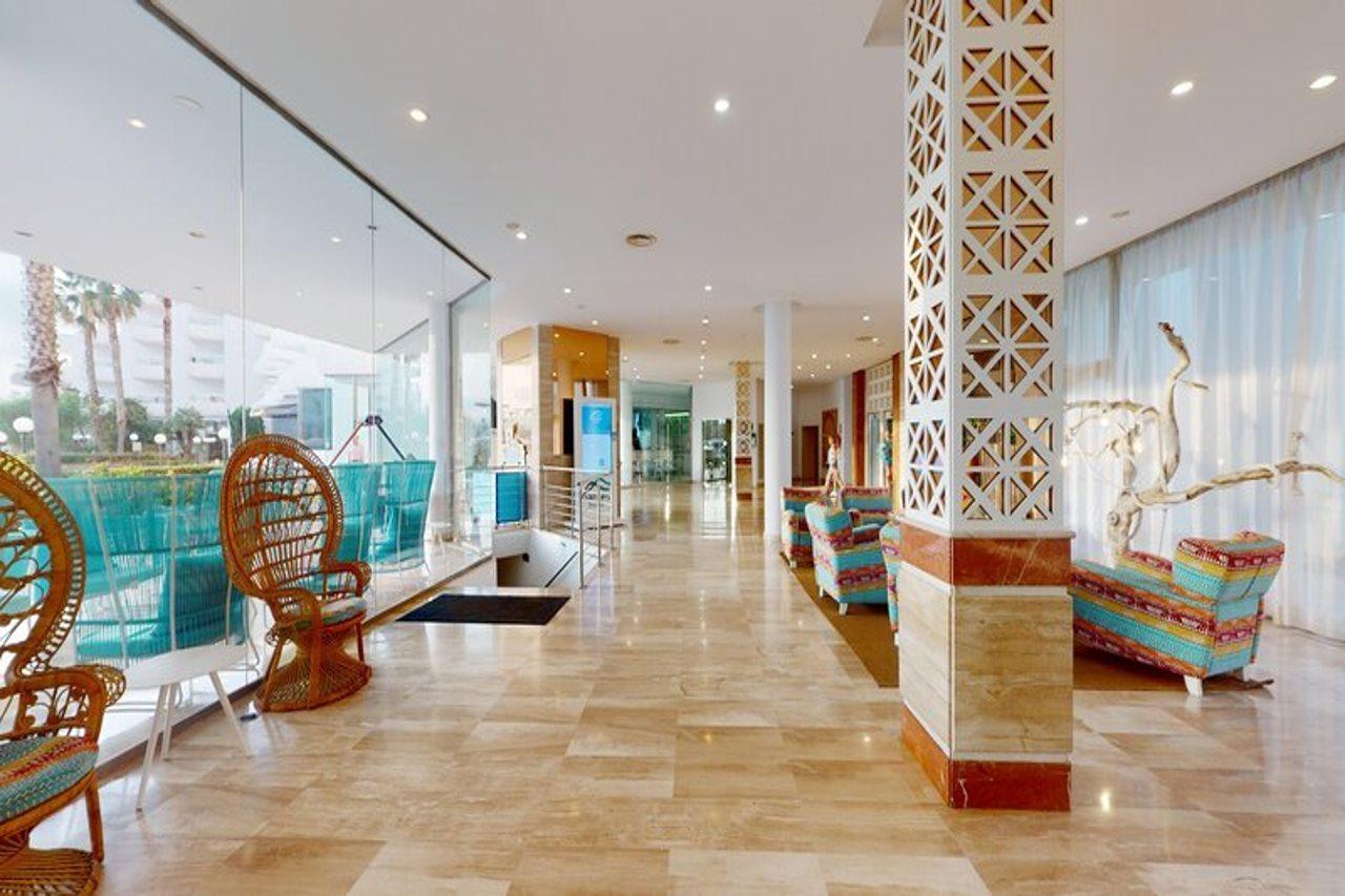 Aparthotel Tropic Garden 4*