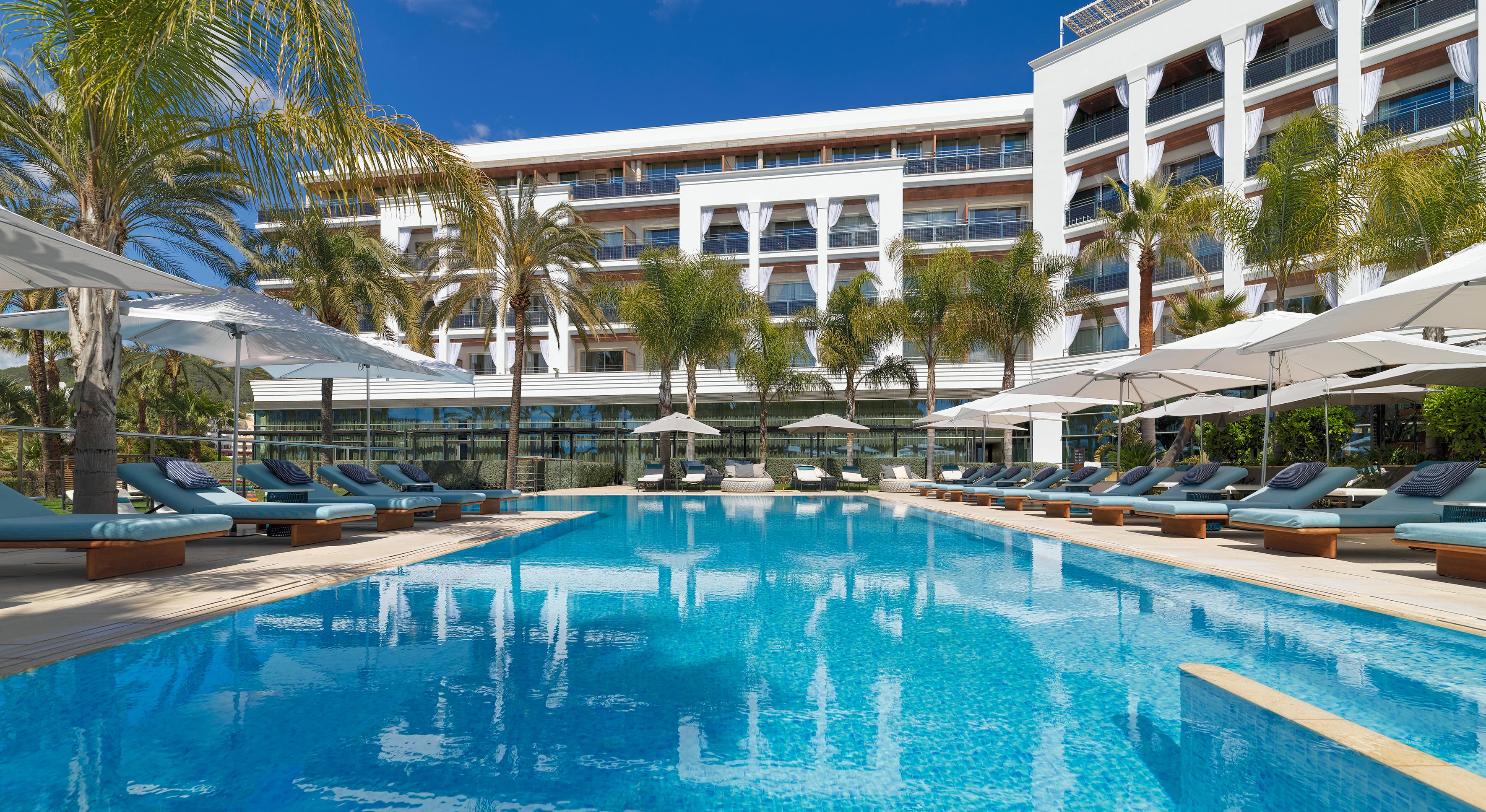 Hotel Aguas De Ibiza Grand Luxe - Small Luxury Of The World Santa Eularia des Riu