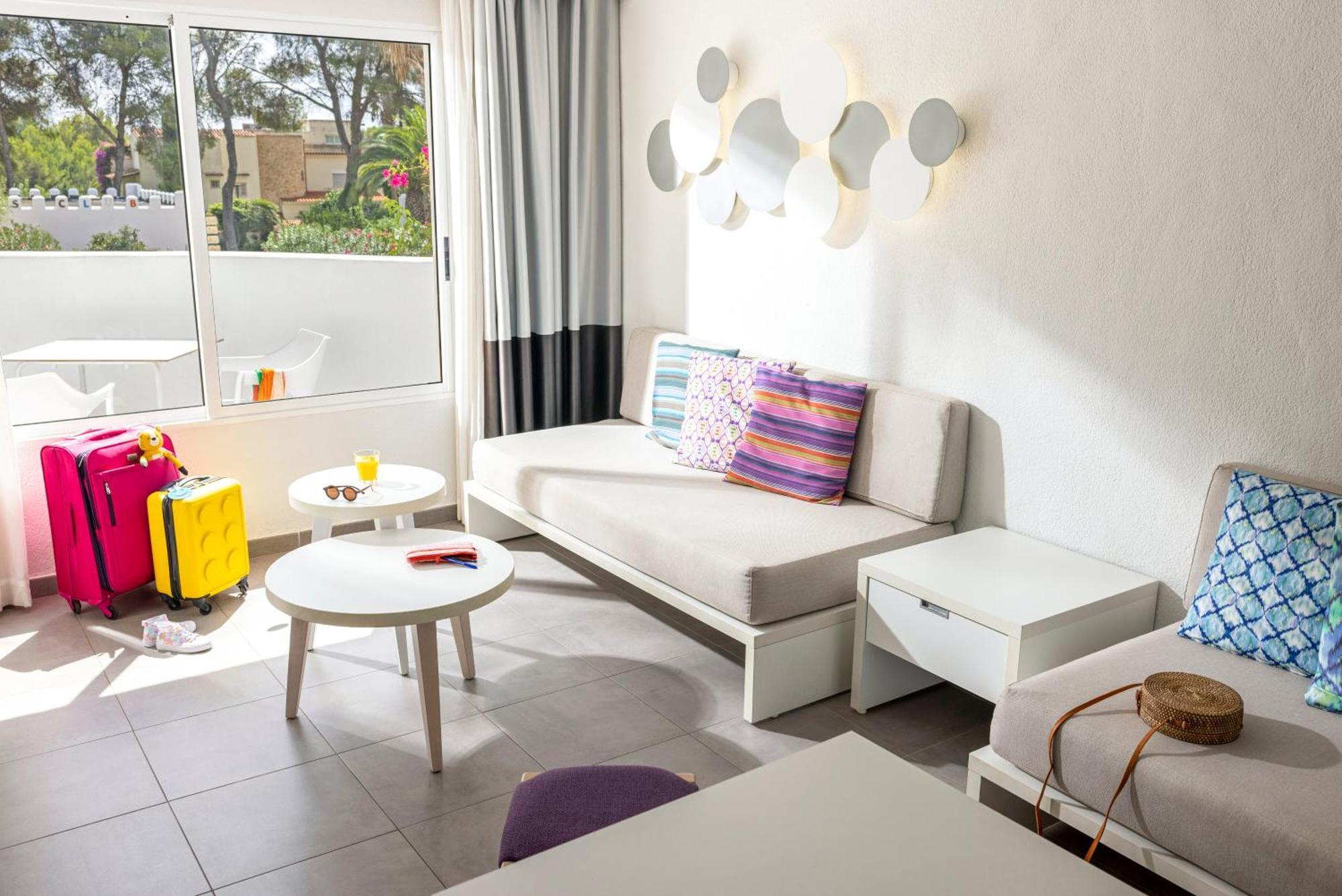 Tui Magic Life Cala Pada Santa Eularia des Riu