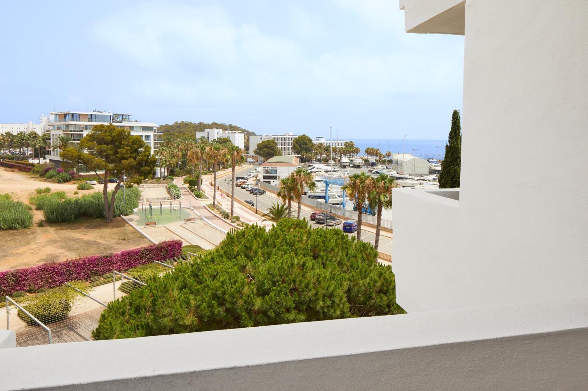 Hotel Tres Torres Santa Eularia des Riu