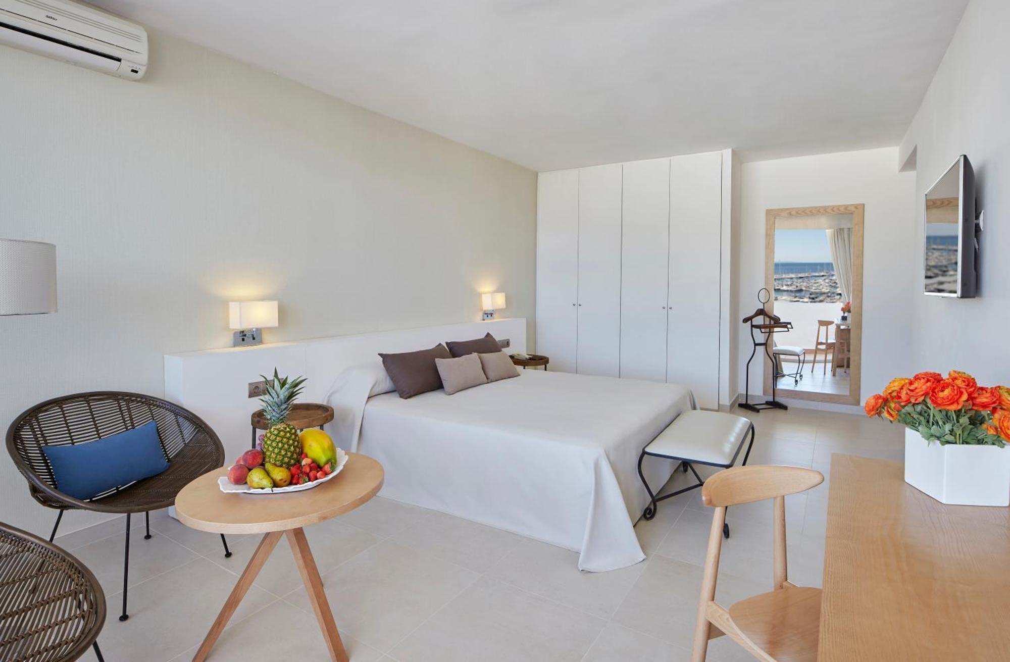 Tres Torres Hotel Santa Eularia des Riu