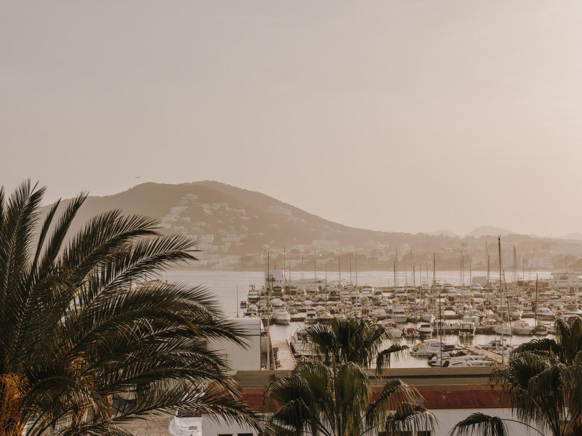 Aguas De Ibiza Grand Luxe - Small Luxury Of The World Hotel 5*