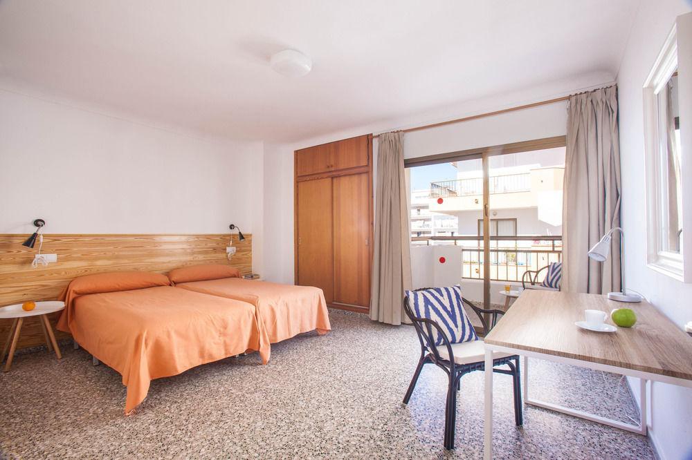 Bahia Apartment Santa Eularia des Riu