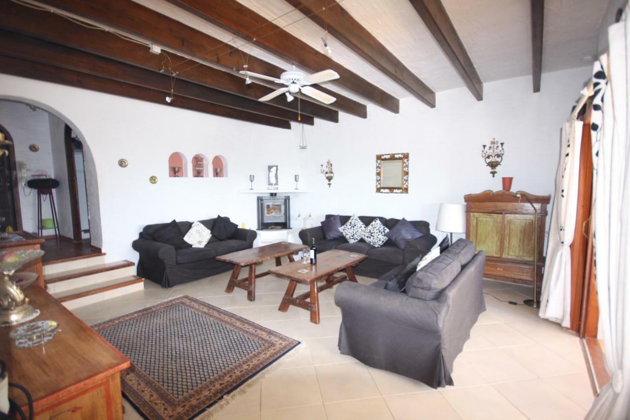 Alinda Villa