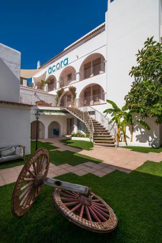 Apartahotel Acora Ibiza 3*