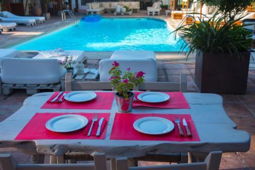 Acora Ibiza Santa Eulalia del Río